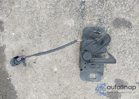 2018 Cadillac Escalade Premium Luxury from USA, damaged, VIN 1GYS4CKJ6JR155180